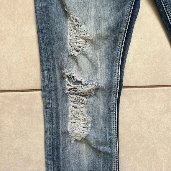 Miss Me signature Skinny Jeans size 27 - Picture 3 of 15